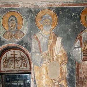 Св.Јефрем Сирин ( у попрсју)  и св. апостол  Петар