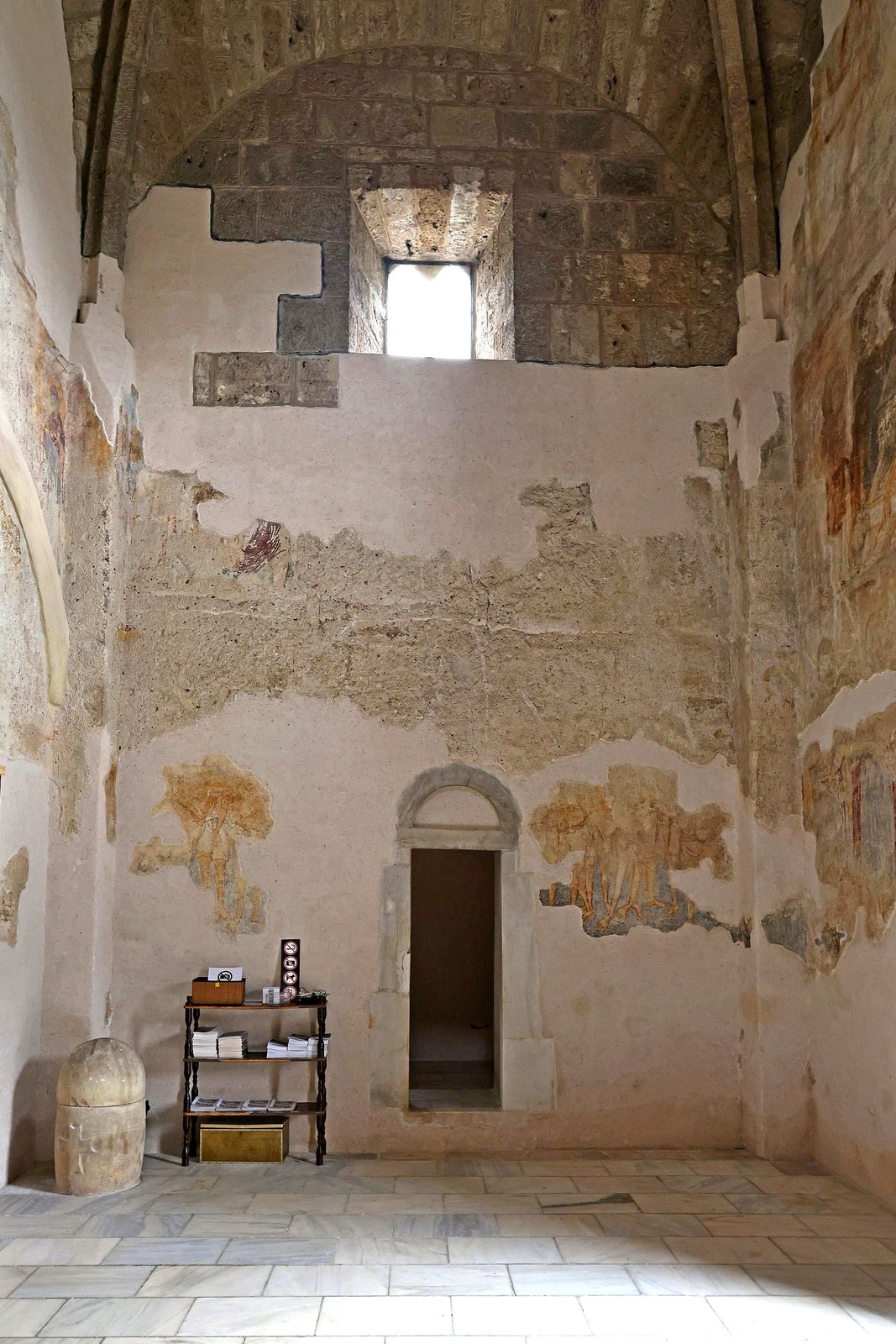 South wall of the narthex