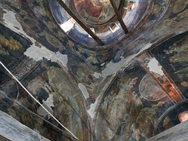 View of the dome and sub-dome area