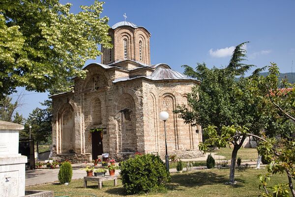 Црква са југоистока