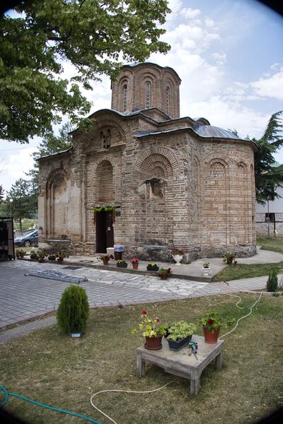 Црква са југоисточне стране