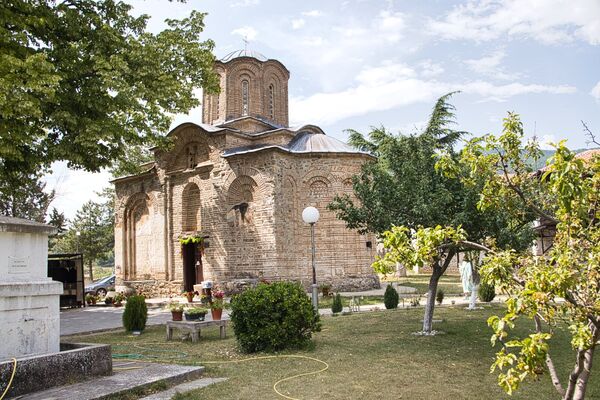 Црква са југоистока