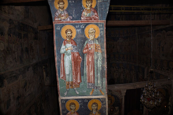 Св. Карп и Папила