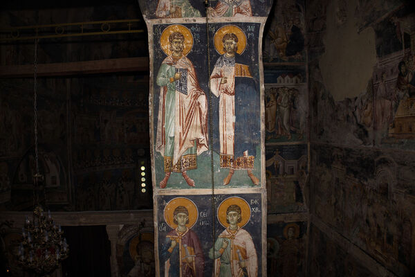 Св. Флор и Лавр